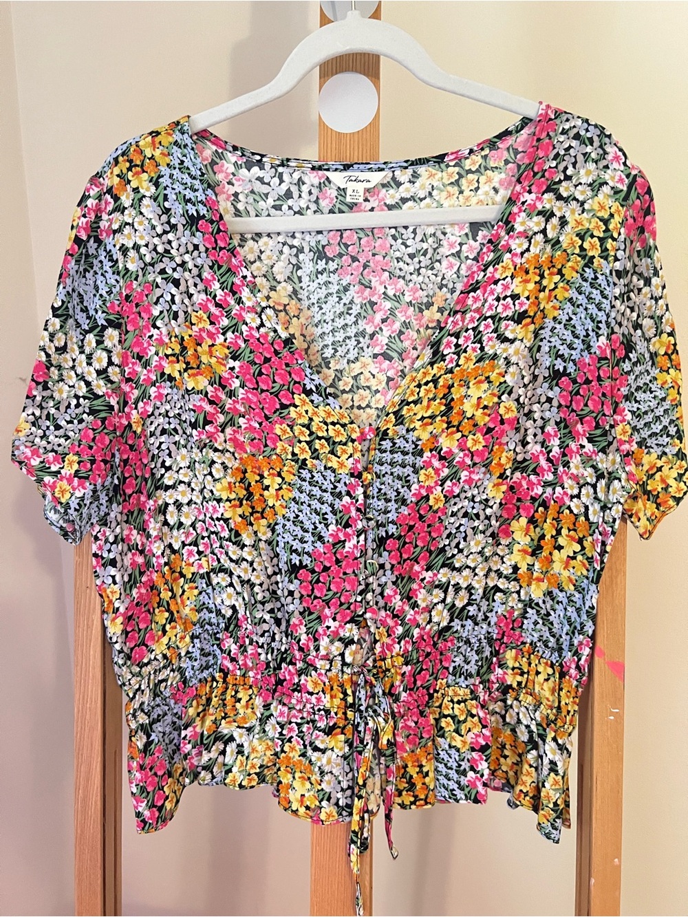 Takara Floral Flowy V-Neck Drawstring Crop Top